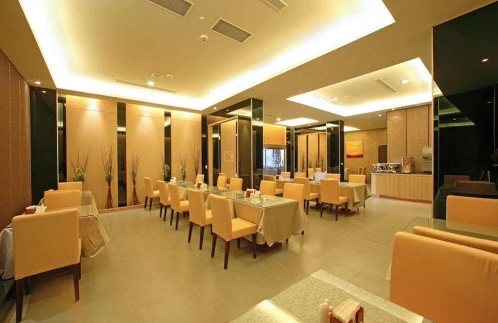 Amain Boutique Motel - Tucheng 217 Extérieur photo